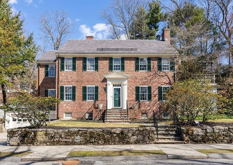 1st image of 140 Dudley St
