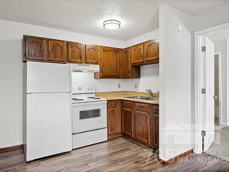 2930 Albright Rd #204 — Photo 2