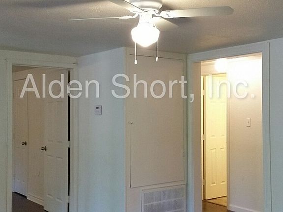 2nd image of 2060 Echo Lake Dr