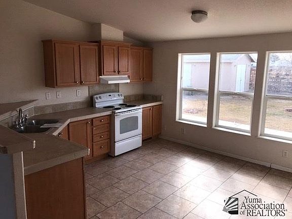 5th image of 30315 E Palo Verde