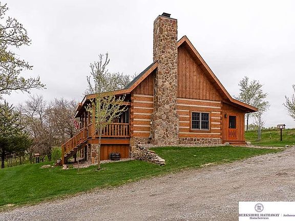 Foundation and pillars are also Natural Stone.  Just gorgeous!