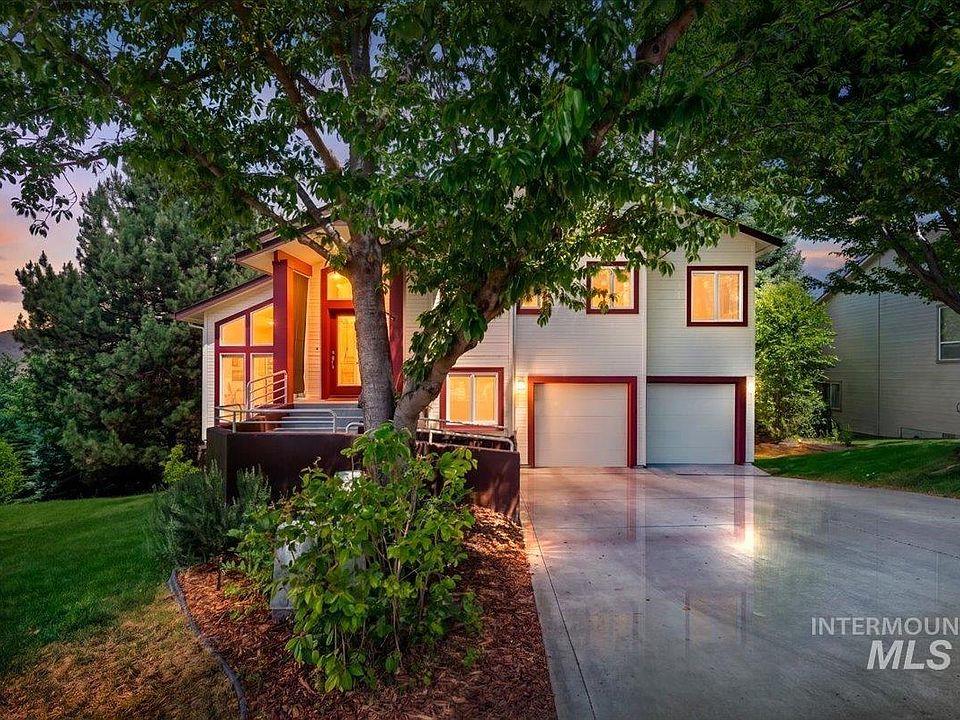 1st image of 2682 N Peregrine Pl
