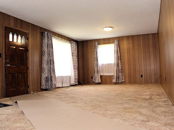 2nd image of 2272 County Road 18