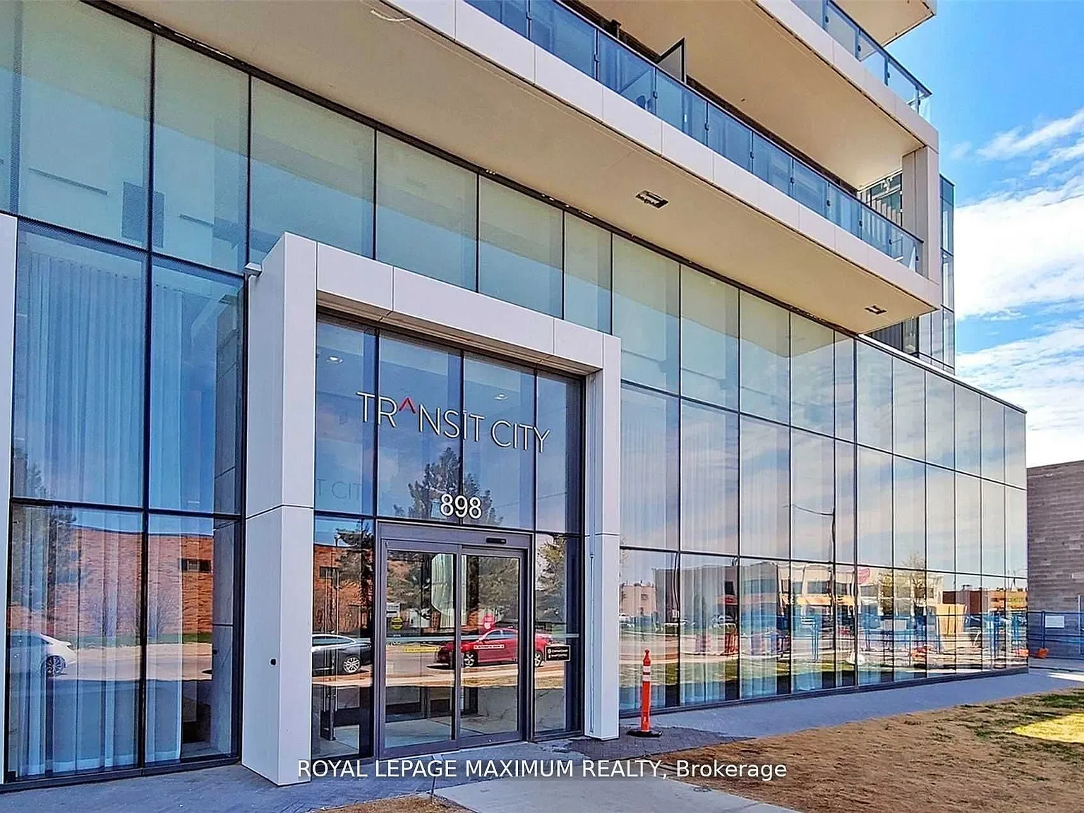 2 bed, $2,250 — Photo 1
