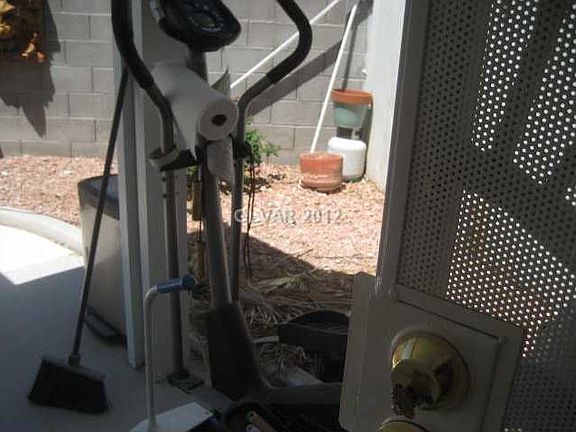 4th image of 9031 Sunny Hills Ct