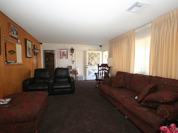 2nd image of 284 Golden Carriage Ln