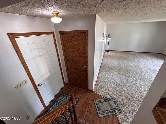 5th image of 220 E 10th Ave