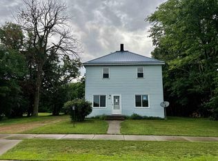 9262 Main St, Eland, WI 54427