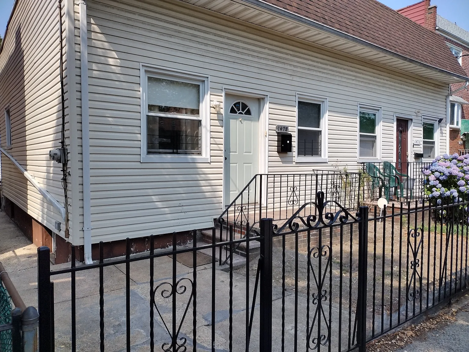 2 bed, 589 sqft, $2,680 — Photo 1