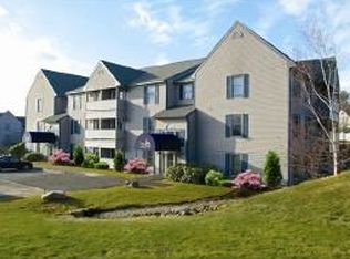 92 Eastern Ave APT 101, Manchester, NH 03104