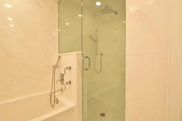 Rented by (Legacy) NY Quality Living Uptown | media 30