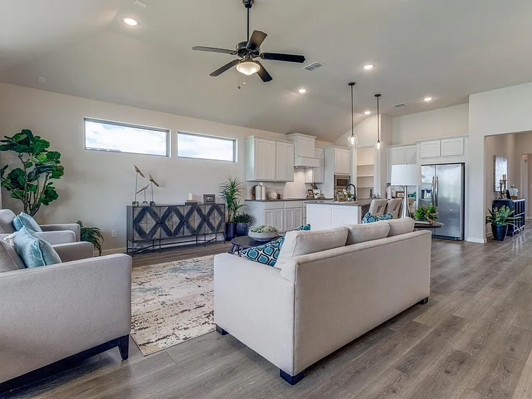 1834 Park Place Ln — Photo 6
