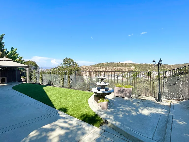 5218 Mariner Dr — Photo 27
