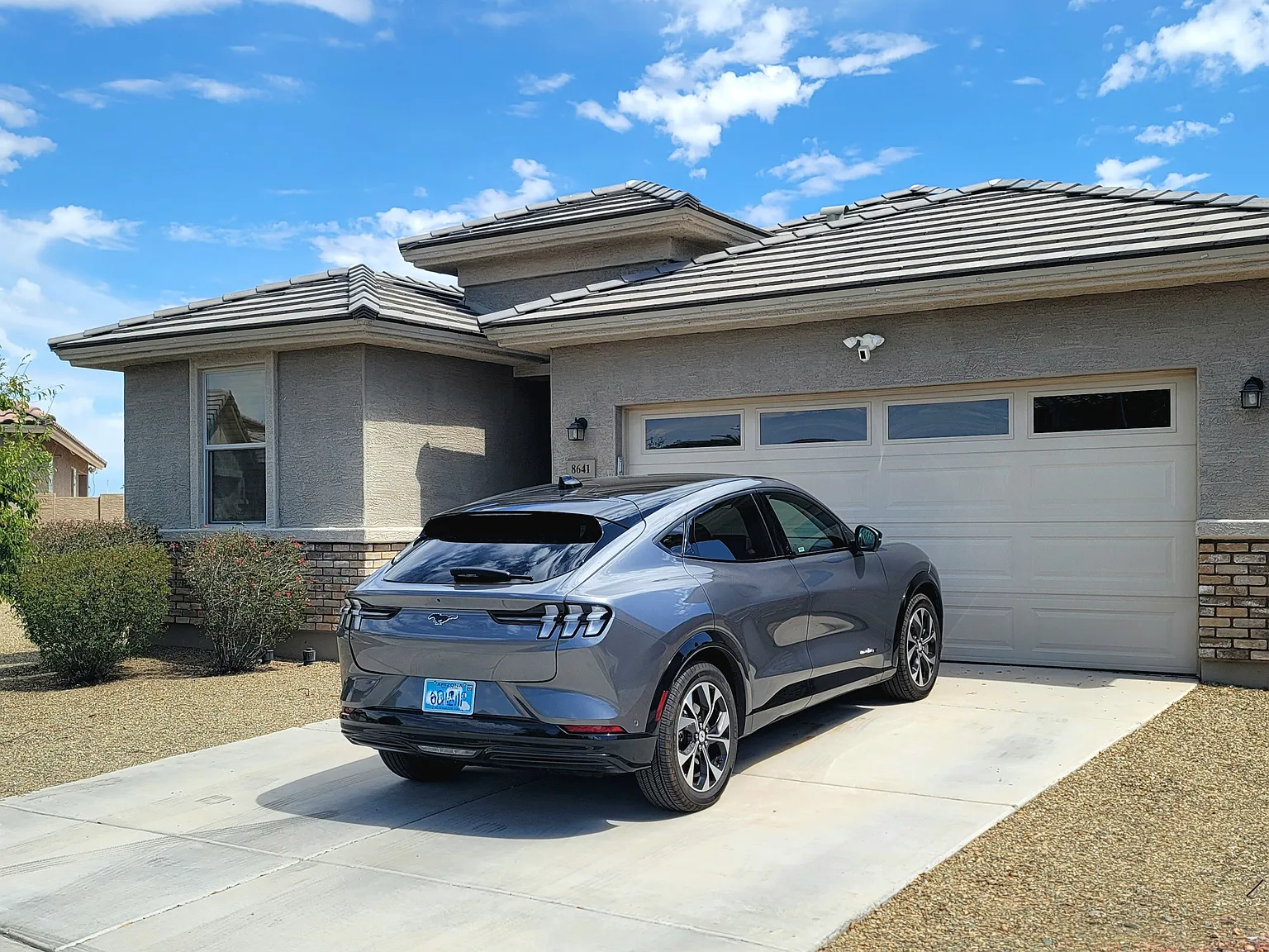 4 bed, 1895 sqft, $2,950 — Photo 3
