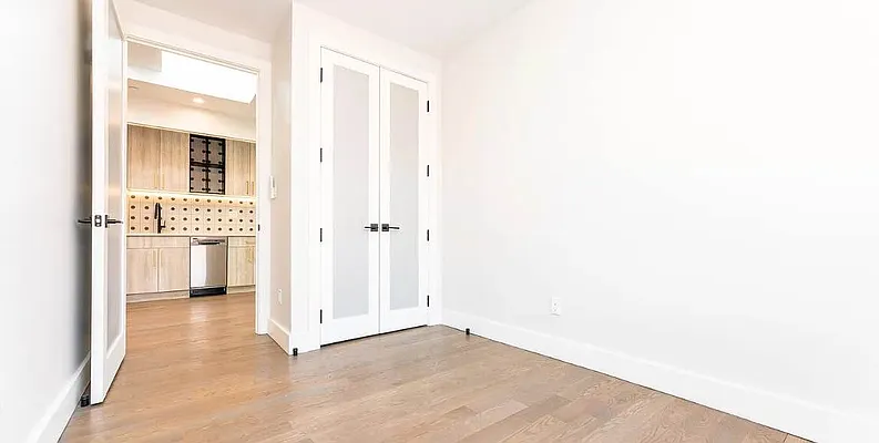 Rented by Reavis | media 36