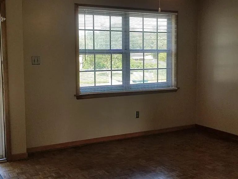 8592 Southaven Cir E — Photo 5
