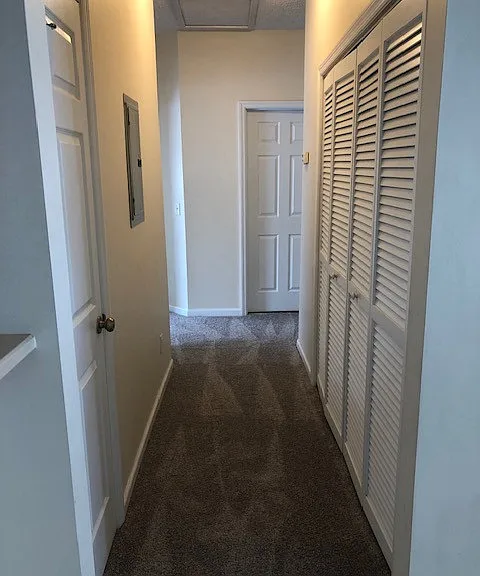 2610 Avondale Ct — Photo 5