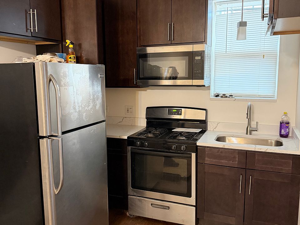 1st image of 2121 W Huron St #Ch1
