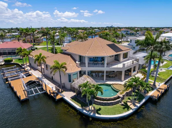5076 Sorrento Ct, Cape Coral, FL 33904