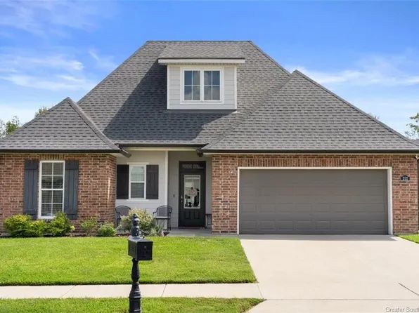 212 Pipers Ln, Sulphur, LA 70665
