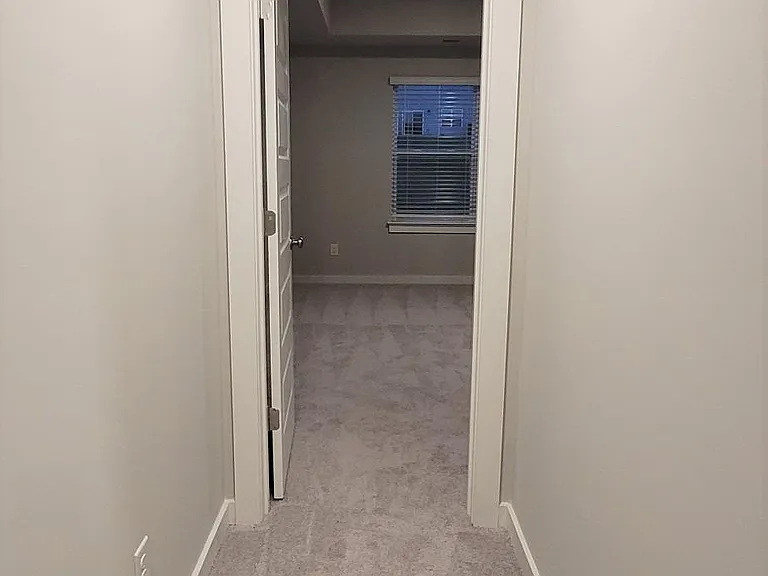 1706 Manuka Ln — Photo 31