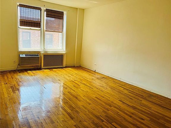4th image of 2900 Ocean Ave APT 4D