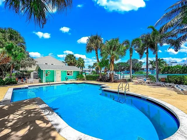 2 bed, 2.5 bath, $3,500 — Photo 3