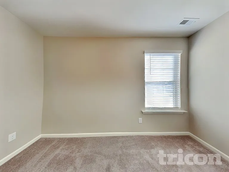 104 Yadkin St — Photo 13
