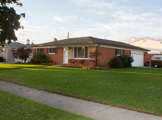 14239 Brandywine Rd, Sterling Heights, MI 48312