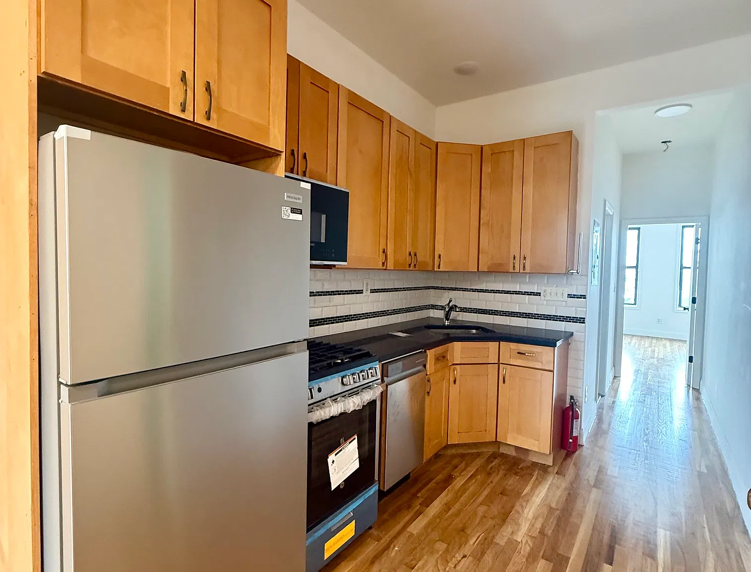 342 21st Street — Photo 2
