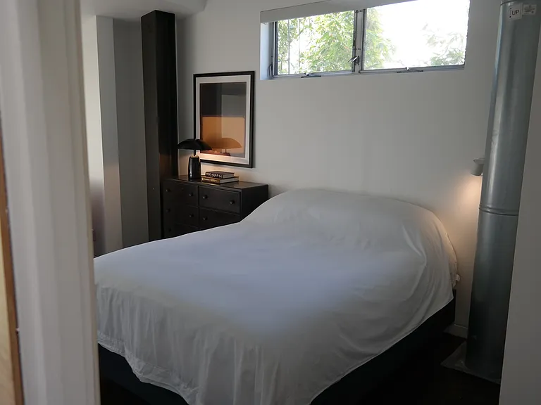 208 S Venice Blvd #B — Photo 28