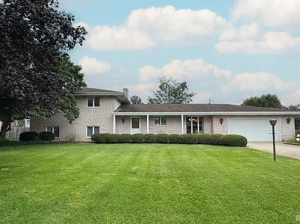 56727 Meadowood Dr, Elkhart, IN 46516