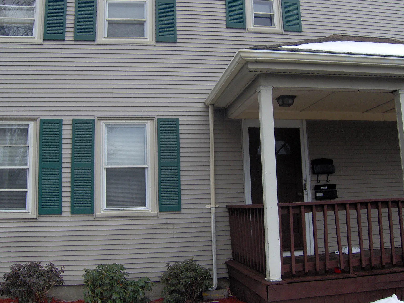2 bed, 850 sqft, $2,000 — Photo 1