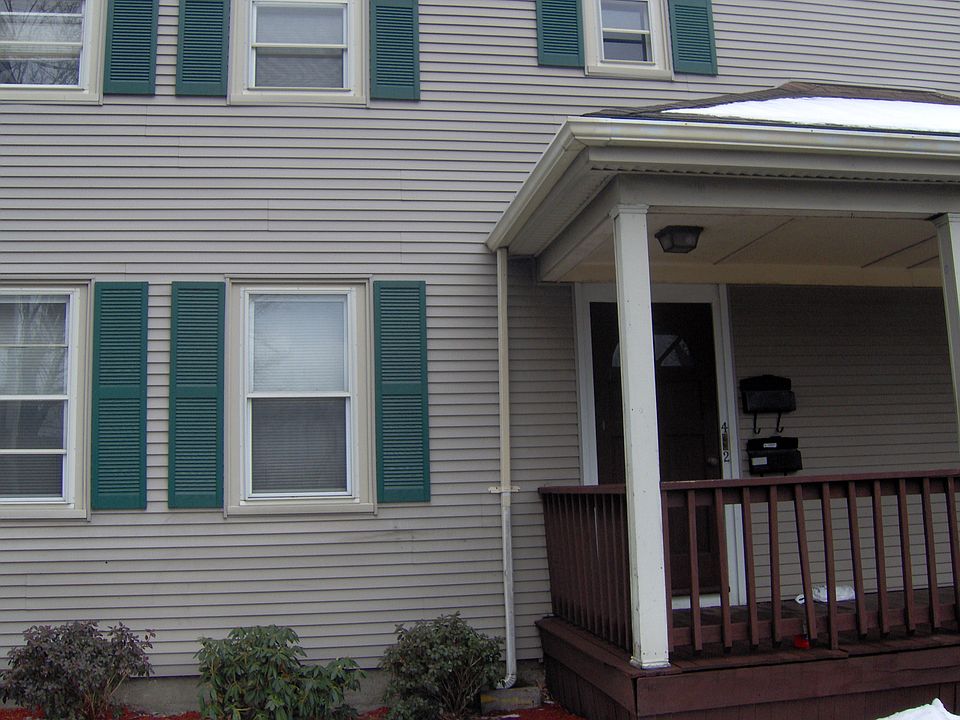 1st image of 8 Adams Ct