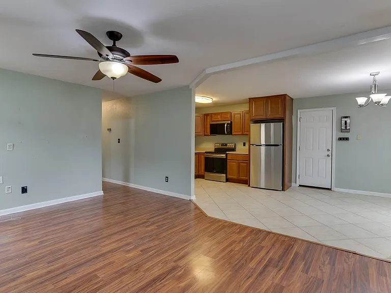 3521 Dana Ln — Photo 4