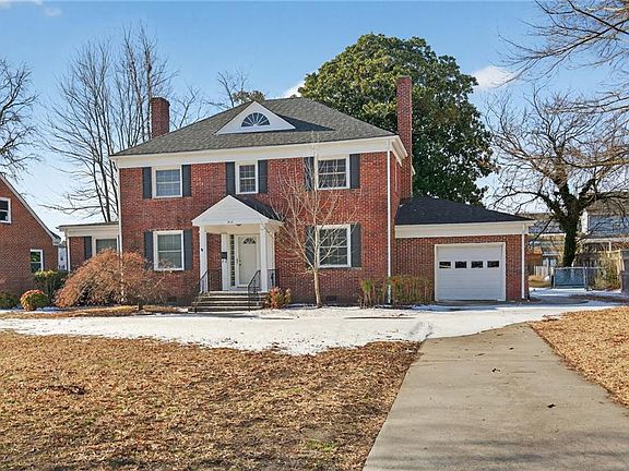 2nd image of 412 West Rd