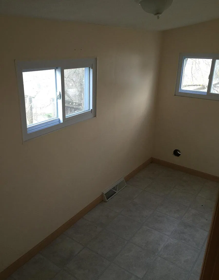 2 bed, 800 sqft, $900 — Photo 3