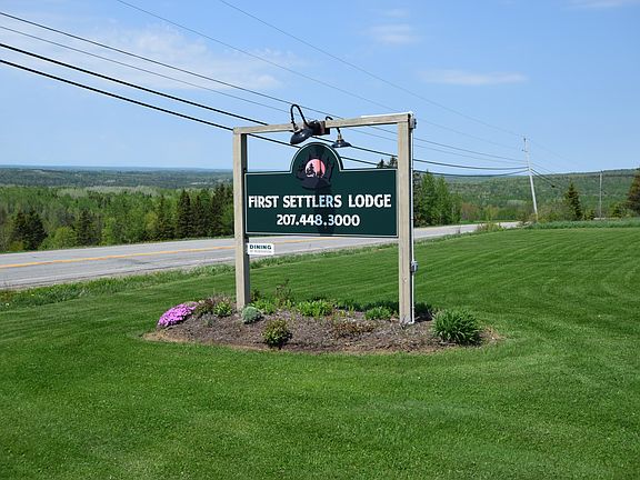 2nd image of 341 US Route 1