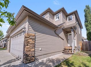 9507 Simpson Ct NW, Edmonton, AB T6R 0T8