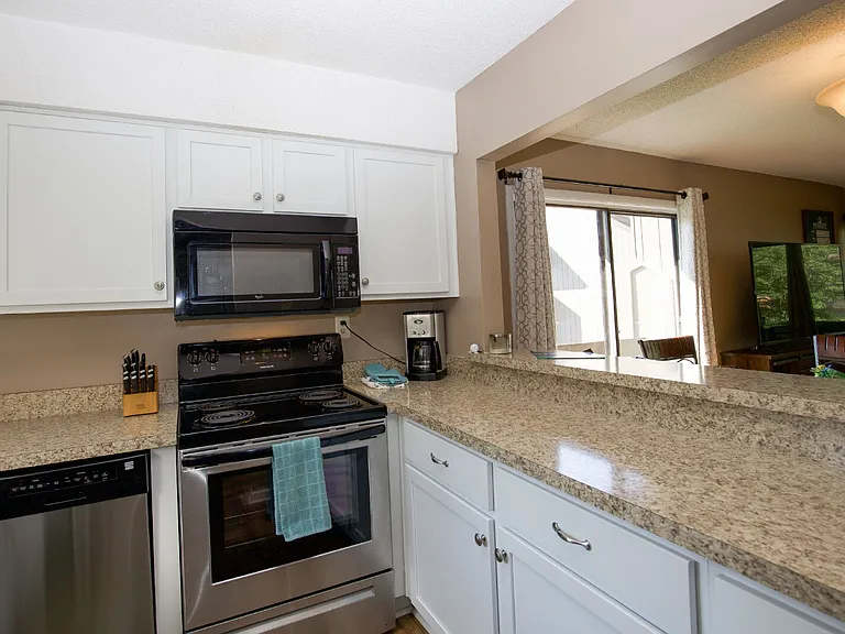 800 Saint Andrews Dr #172 — Photo 9