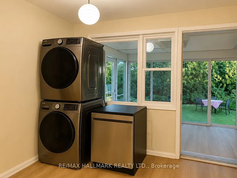 33 Sumner Heights Dr #MAIN — Photo 10