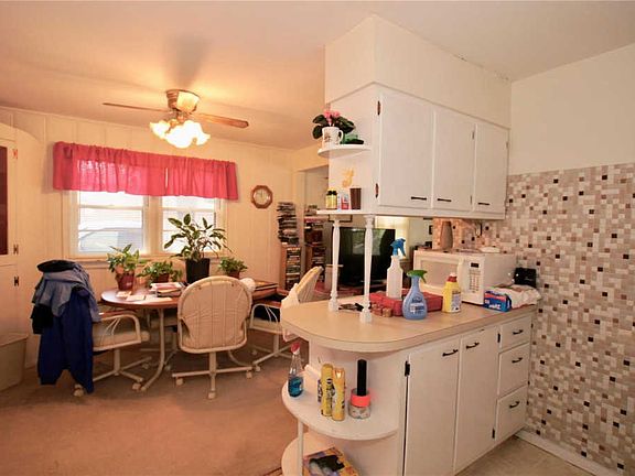 5th image of 3336 Delta Dr