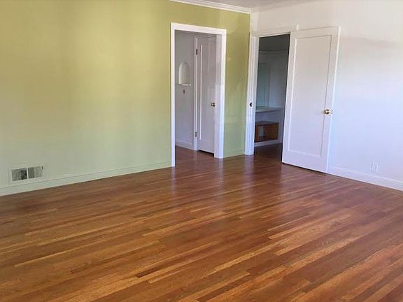 5th image of 101 Lorton Ave #3