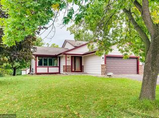 2345 Hilo Ave N, Oakdale, MN 55128