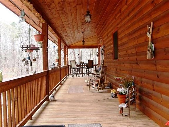 Blue Ridge Cabin - 635 Silver Creek Road