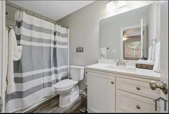 1950 N Raleigh Blvd #C — Photo 7