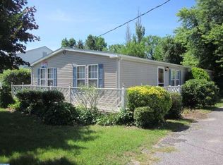 294 6th Ave #A, Cape May, NJ 08204