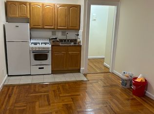 4266 Phlox Pl APT B8, Flushing, NY 11355