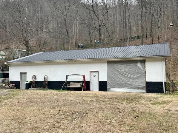 5550 Upper Johns Crk, Kimper, KY 41539