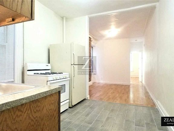 4th image of 375 5th Ave APT 7
